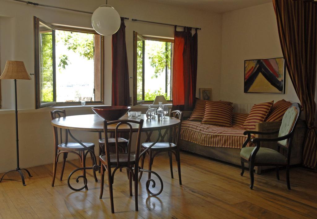 Residence Les Rossignols Roussillon en Isere 客房 照片